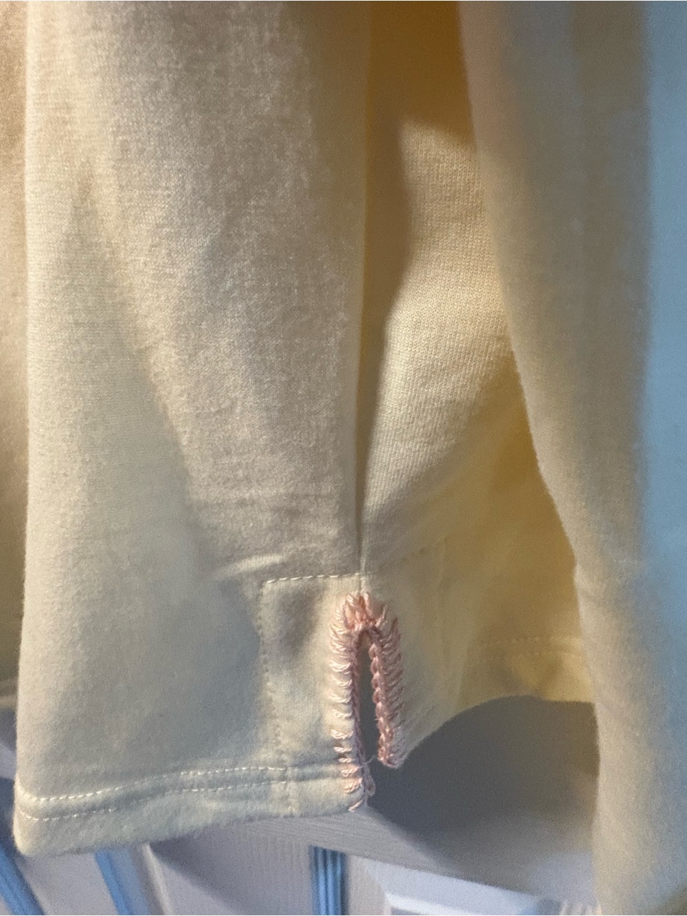 NWT Kensie Yellow Cream Blanket Stitch Pullover Hoodie M - Picture 5 of 7